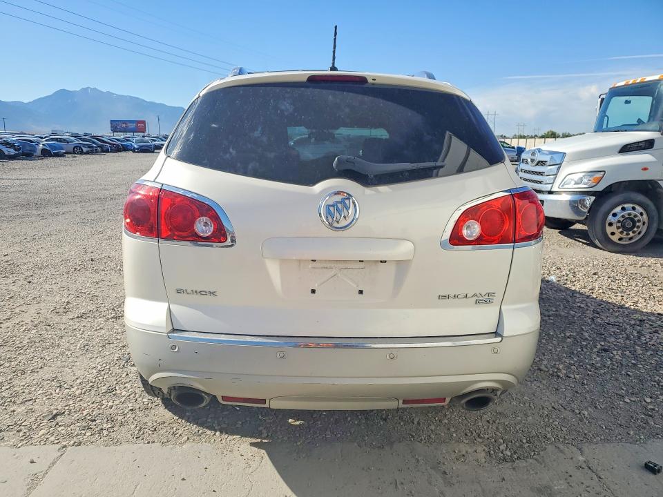 55841486 :رقم المزاد ، 5GALVCED7AJ242793 vin ، 2010 Buick Enclave مزاد بيع
