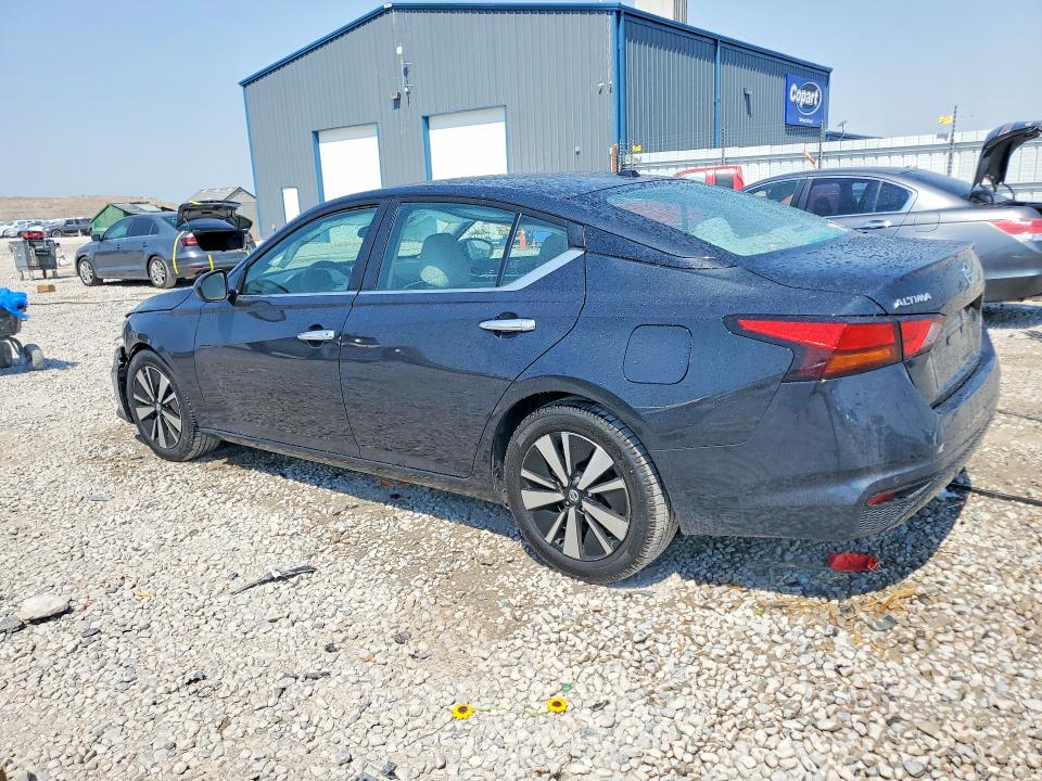 58585396 :رقم المزاد ، 1N4BL4DV8MN394620 vin ، 2021 Nissan Altima مزاد بيع