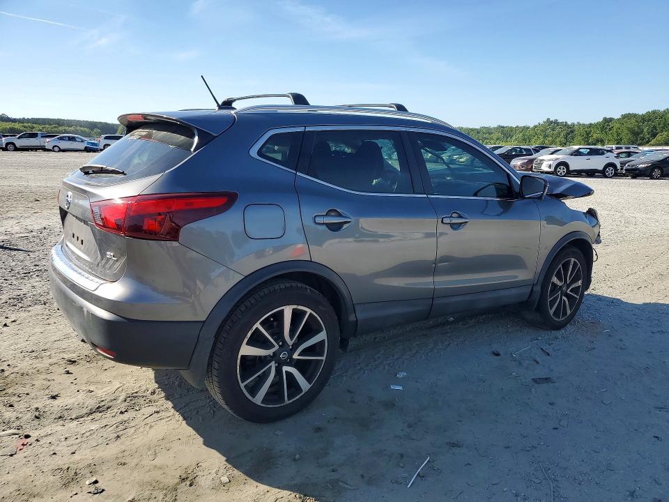 58690166 :رقم المزاد ، JN1BJ1CP9HW035071 vin ، 2017 Nissan Rogue Sport مزاد بيع