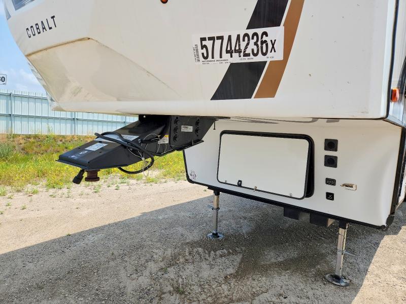 Продажа на аукционе авто 2021 Forest River Sabre Fifth Wheel Tr, vin: 5ZT3SR2B4M6107984, номер лота: 57744236