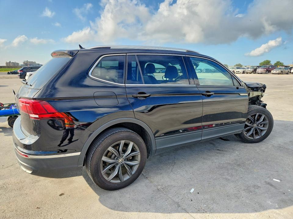 58912986 :رقم المزاد ، 3VV3B7AX1NM149809 vin ، 2022 Volkswagen Tiguan مزاد بيع