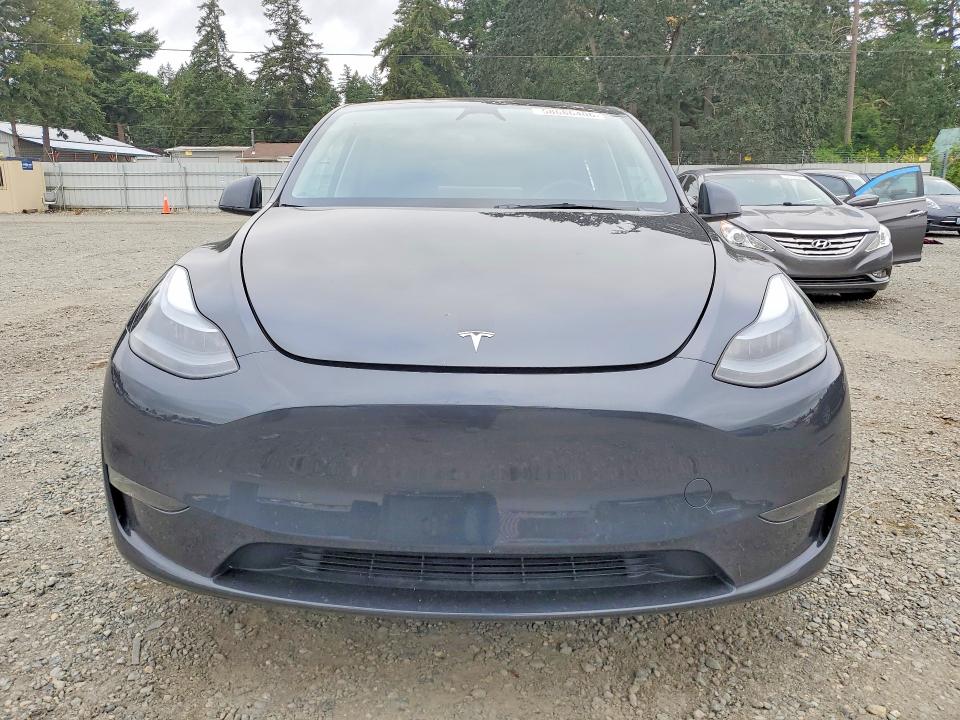 2025 Tesla Model Y მანქანა იყიდება აუქციონზე, vin: 7SAYGDEE5SF286509, აუქციონის ნომერი: 58686406