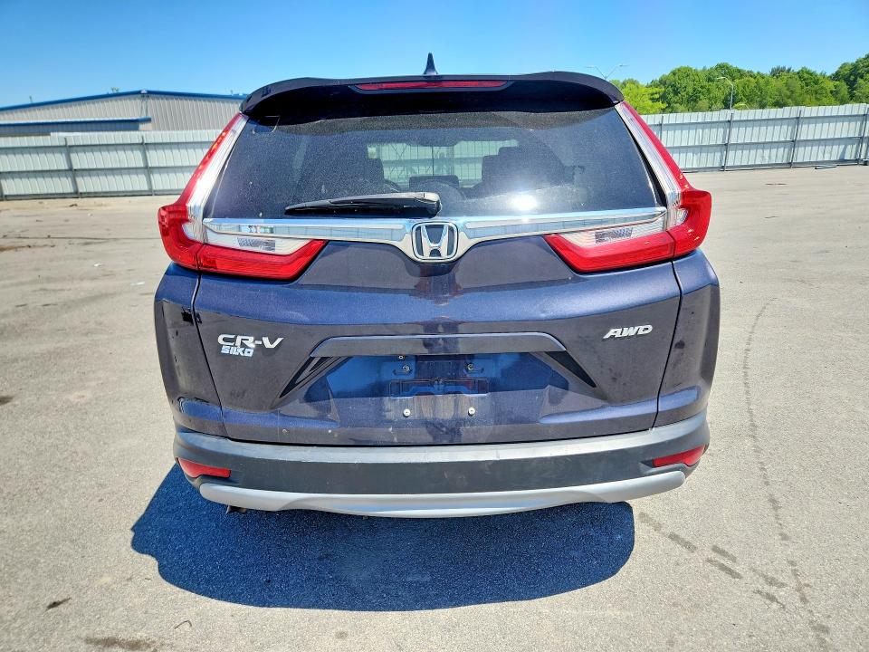 Продаж на аукціоні авто 2018 Honda Cr-v, vin: 7FARW2H82JE000357, номер лоту: 55988626