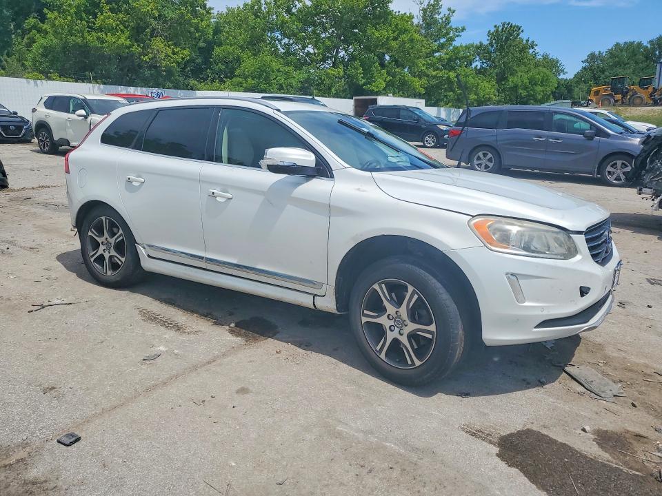 Продаж на аукціоні авто 2015 Volvo Xc60, vin: YV4902RK6F2720386, номер лоту: 57940716