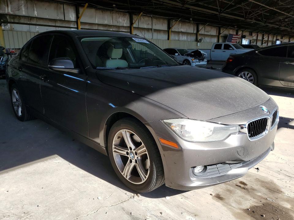 2015 Bmw 320 მანქანა იყიდება აუქციონზე, vin: WBA3B1C50FP831838, აუქციონის ნომერი: 85626015