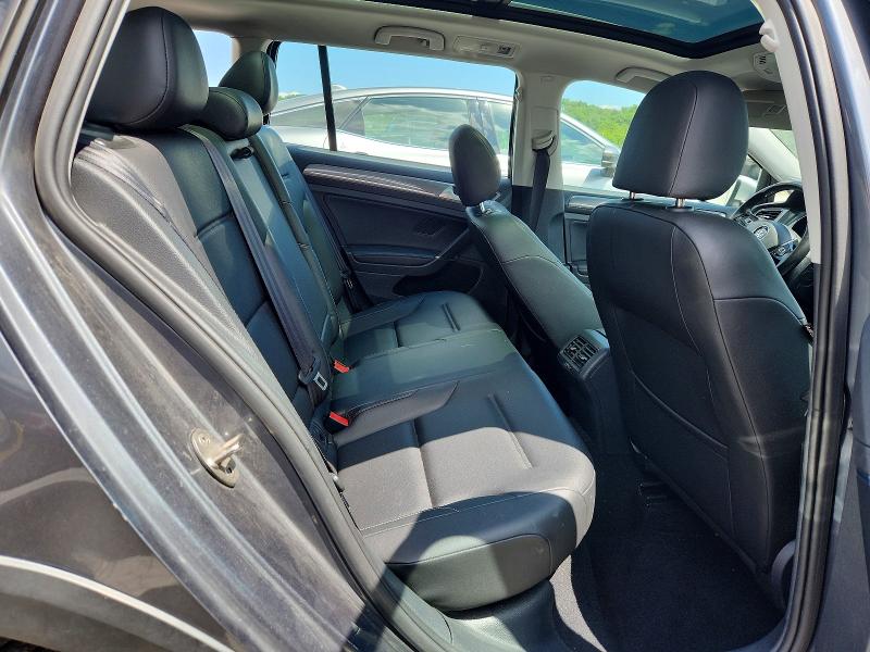 57669106 :رقم المزاد ، 3VWH17AU2HM531829 vin ، 2017 Volkswagen Golf مزاد بيع