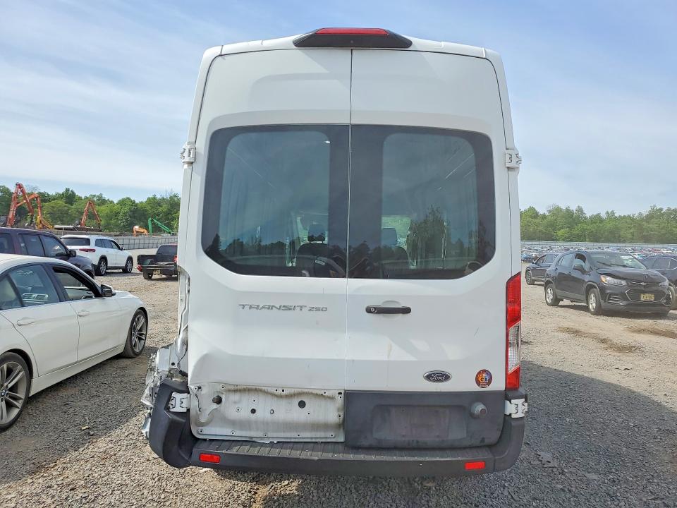 Auction sale of the 2019 Ford Transit, vin: 1FTYR2XM6KKB10300, lot number: 55134076