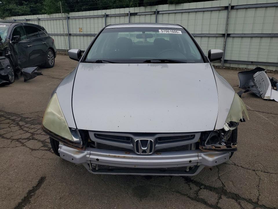 57061606 :رقم المزاد ، 1HGCM56313A125203 vin ، 2003 Honda Accord مزاد بيع