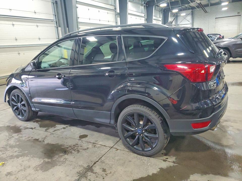 58301846 :رقم المزاد ، 1FMCU9GD2KUA54681 vin ، 2019 Ford Escape مزاد بيع