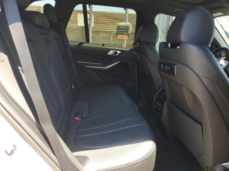 58462736 :رقم المزاد ، 5UXCR6C54KLL38627 vin ، 2019 Bmw X5 مزاد بيع