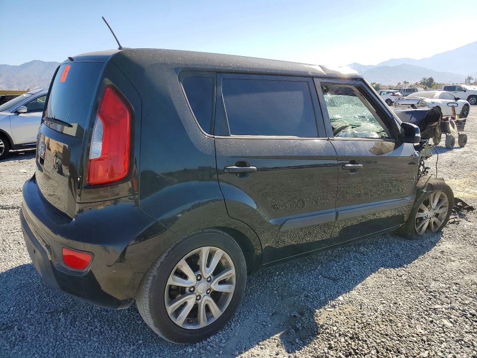 2012 Kia Soul მანქანა იყიდება აუქციონზე, vin: KNDJT2A66C7742330, აუქციონის ნომერი: 56961136