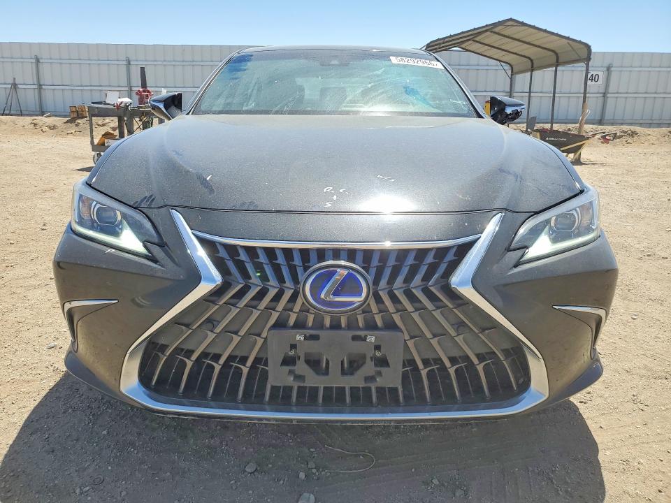 2022 Lexus Es 300h მანქანა იყიდება აუქციონზე, vin: 58ADA1C18NU023636, აუქციონის ნომერი: 58292966