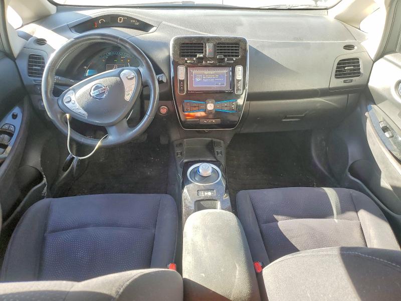 55840946 :رقم المزاد ، 1N4AZ0CP6FC311853 vin ، 2015 Nissan Leaf مزاد بيع