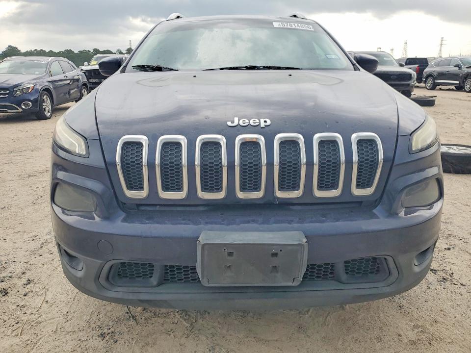 57814856 :رقم المزاد ، 1C4PJLCS5FW631875 vin ، 2015 Jeep Cherokee مزاد بيع
