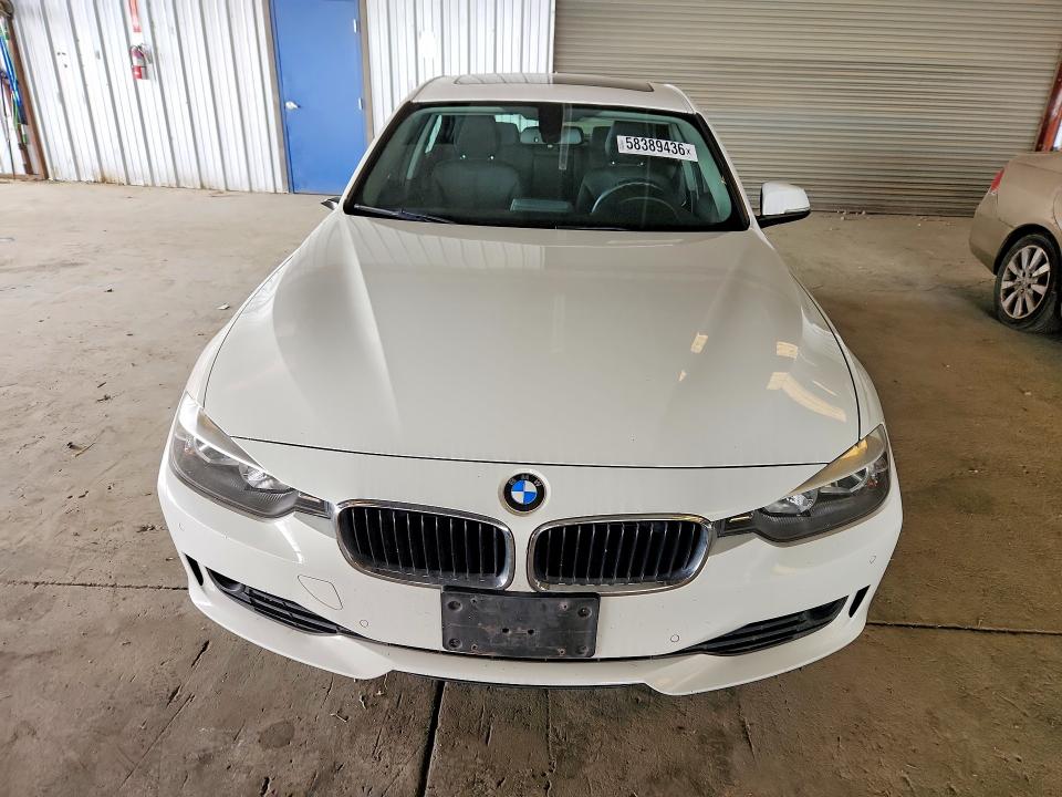 58389436 :رقم المزاد ، WBA3D3C54EK155220 vin ، 2014 Bmw 328 مزاد بيع