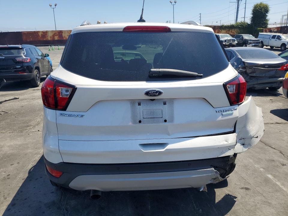 Продажа на аукционе авто 2019 Ford Escape, vin: 1FMCU0J90KUA35708, номер лота: 56328856