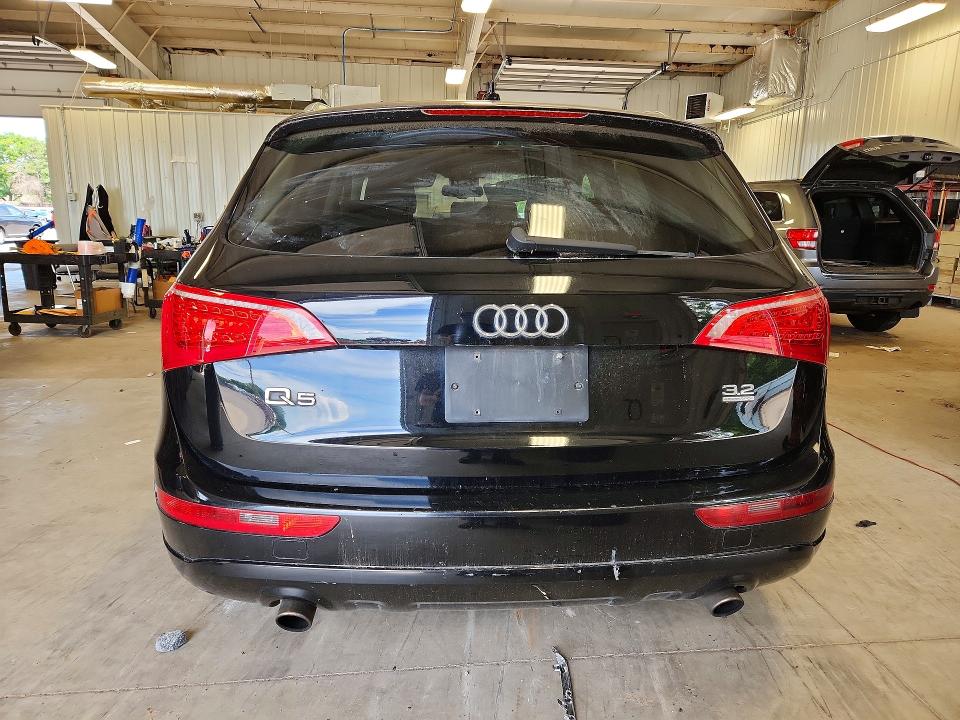 Продажа на аукционе авто 2010 Audi Q5, vin: WA1LKAFP6AA100000, номер лота: 57350356