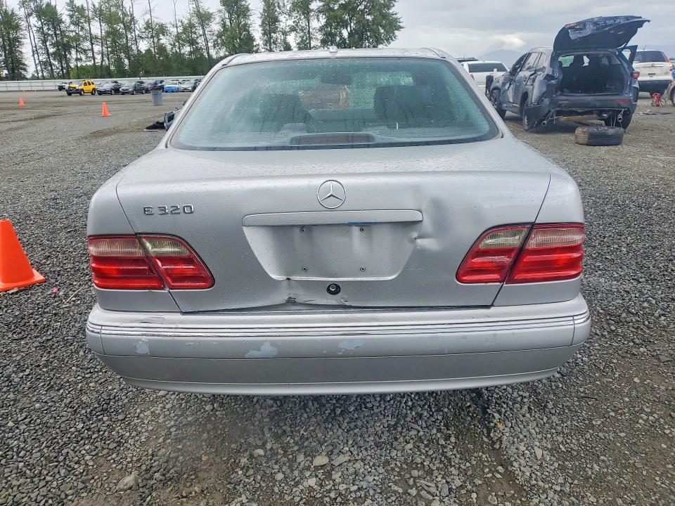 Продажа на аукционе авто 2002 Mercedes-benz E, vin: WDBJF65J82B477322, номер лота: 56285986