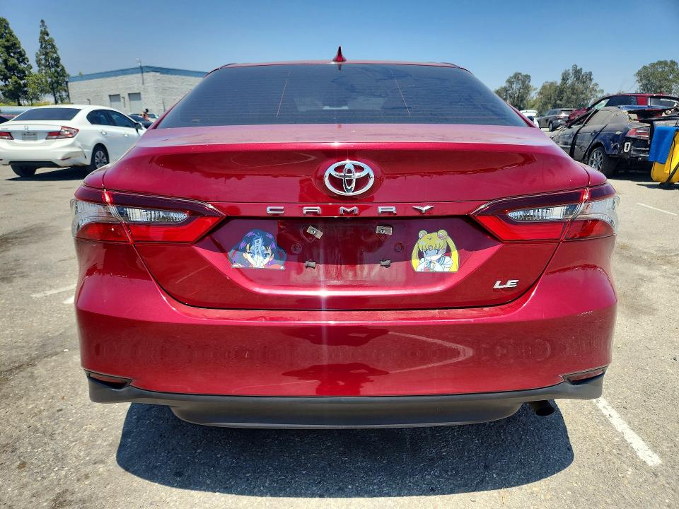 2022 Toyota Camry მანქანა იყიდება აუქციონზე, vin: 4T1C11AK1NU049736, აუქციონის ნომერი: 58138806
