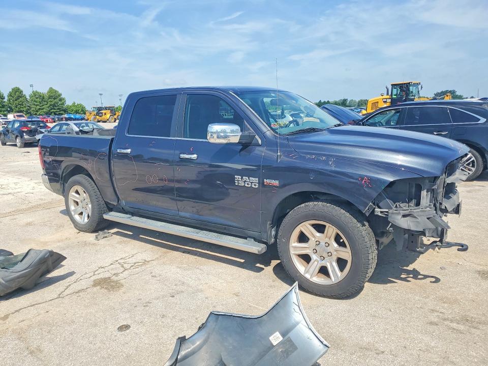 58596076 :رقم المزاد ، 1C6RR6LT9JS105493 vin ، 2018 Ram 1500 مزاد بيع