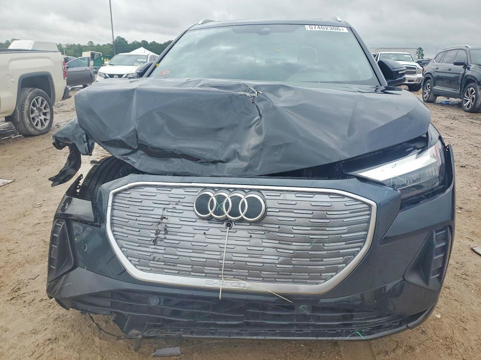 2023 Audi Q4 E-tron მანქანა იყიდება აუქციონზე, vin: WA1BCBFZ1PP006435, აუქციონის ნომერი: 57402306
