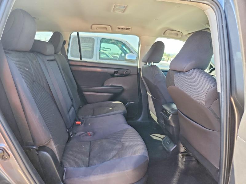 Auction sale of the 2022 Toyota Highlander, vin: 5TDZZRAH5NS557657, lot number: 57253526