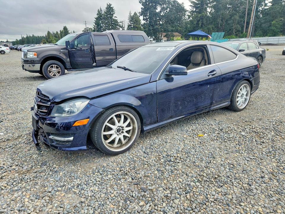 58988216 :رقم المزاد ، WDDGJ4HB9DF945482 vin ، 2013 Mercedes-benz C مزاد بيع