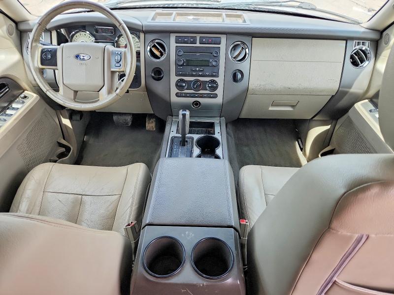 2010 Ford Expedition მანქანა იყიდება აუქციონზე, vin: 1FMJU1F58AEA12527, აუქციონის ნომერი: 57925456