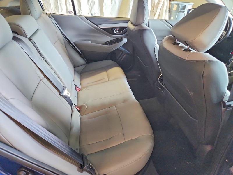 56601726 :رقم المزاد ، 4S3BWGN6XN3010151 vin ، 2022 Subaru Legacy مزاد بيع