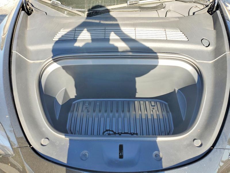 2025 Tesla Model Y მანქანა იყიდება აუქციონზე, vin: 7SAYGDED6SF233762, აუქციონის ნომერი: 57248476