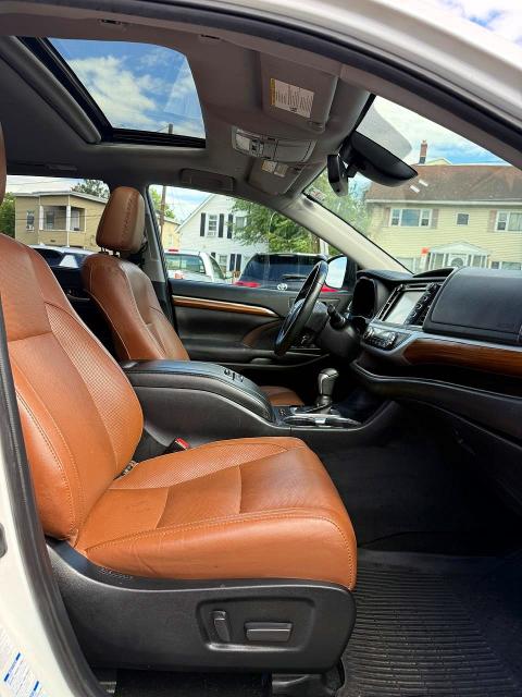 2019 Toyota Highlander მანქანა იყიდება აუქციონზე, vin: 5TDDZRFH5KS996078, აუქციონის ნომერი: 58645996