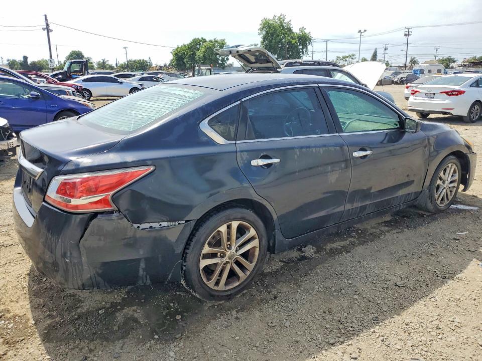 Продаж на аукціоні авто 2015 Nissan Altima, vin: 1N4AL3AP3FN384477, номер лоту: 56886626