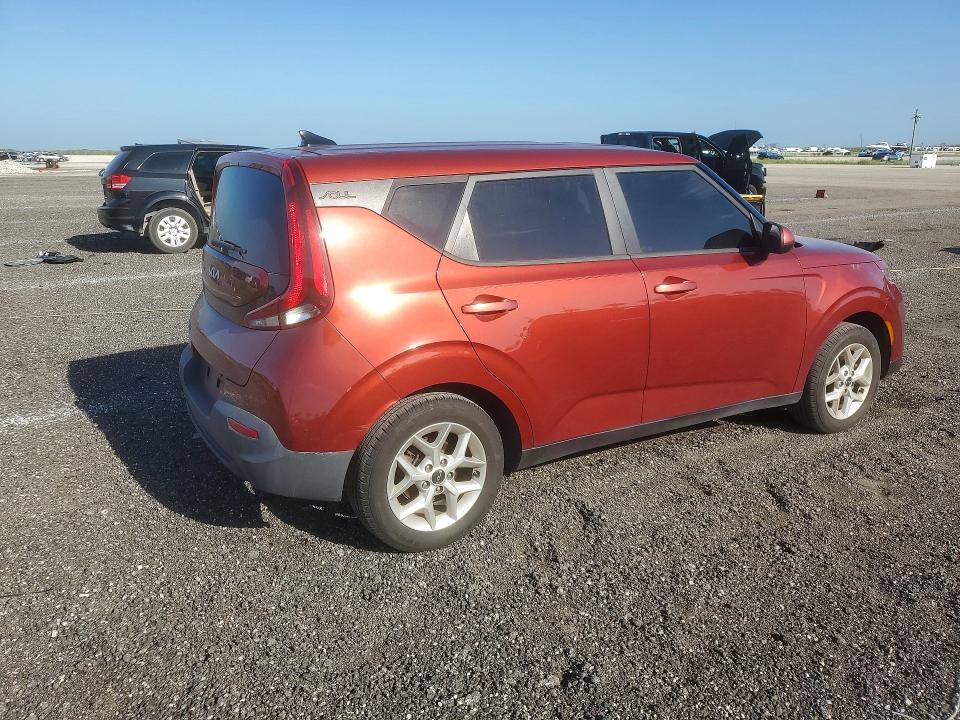 2022 Kia Soul მანქანა იყიდება აუქციონზე, vin: KNDJ23AUXN7810199, აუქციონის ნომერი: 57854596