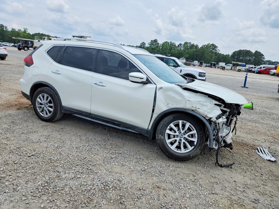 56411306 :رقم المزاد ، KNMAT2MT7JP565933 vin ، 2018 Nissan Rogue مزاد بيع