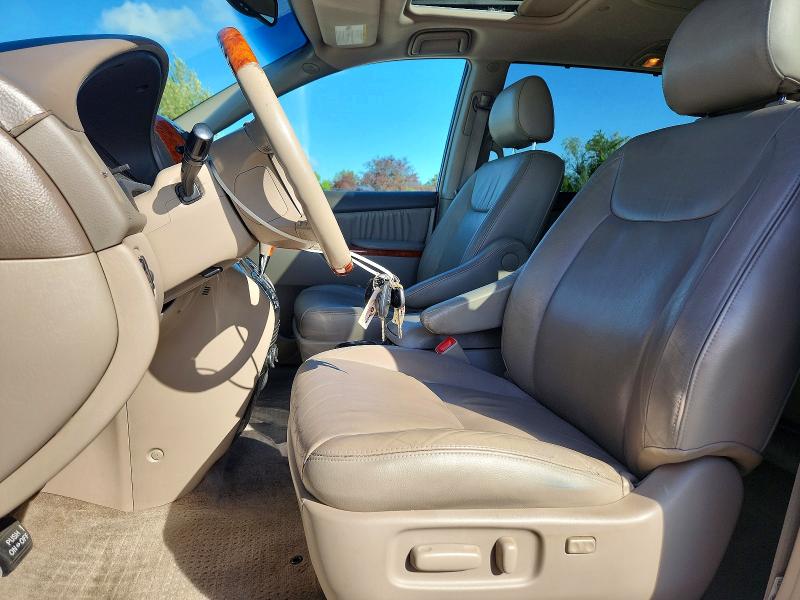 Продажа на аукционе авто 2006 Toyota Sienna, vin: 5TDBA22C26S059890, номер лота: 57923966