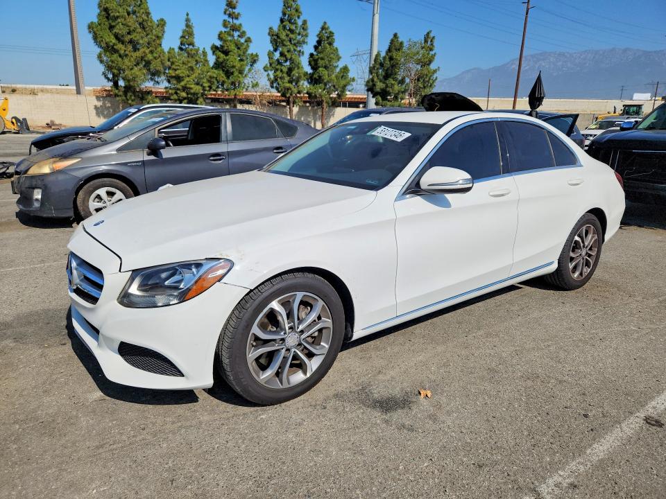 58127346 :رقم المزاد ، 55SWF4JB9GU125329 vin ، 2016 Mercedes-benz C مزاد بيع