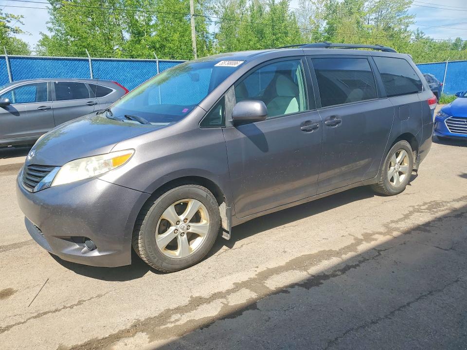 2011 Toyota Sienna მანქანა იყიდება აუქციონზე, vin: 5TDKK3DC6BS049406, აუქციონის ნომერი: 55798086