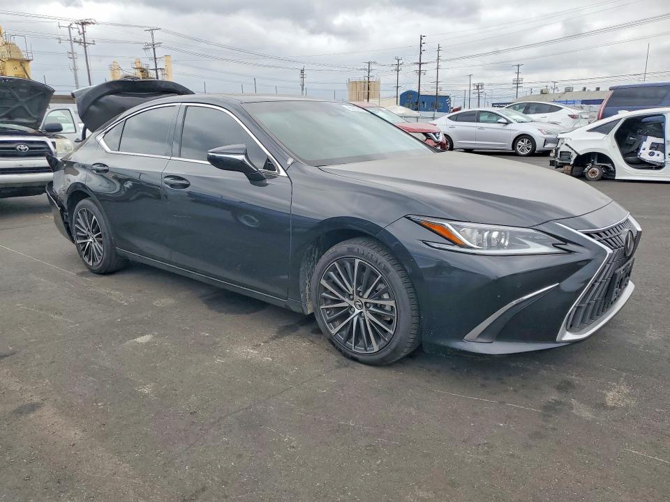 85609695 :رقم المزاد ، 58ADA1C12PU033131 vin ، 2023 Lexus Es 300h مزاد بيع