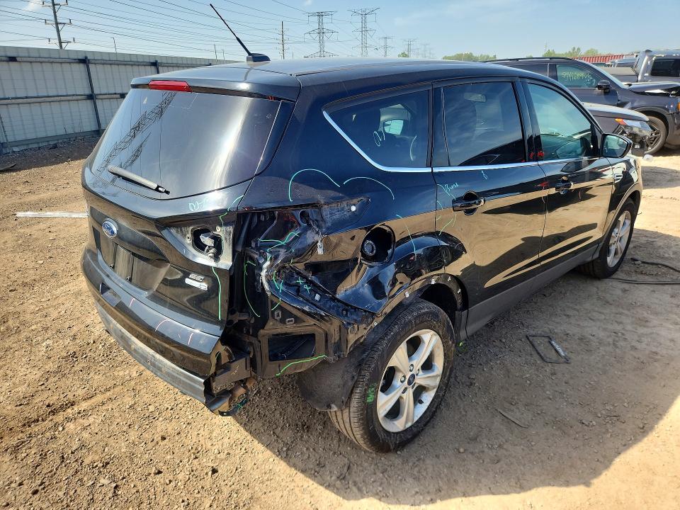 59113786 :رقم المزاد ، 1FMCU9G93GUC04106 vin ، 2016 Ford Escape مزاد بيع