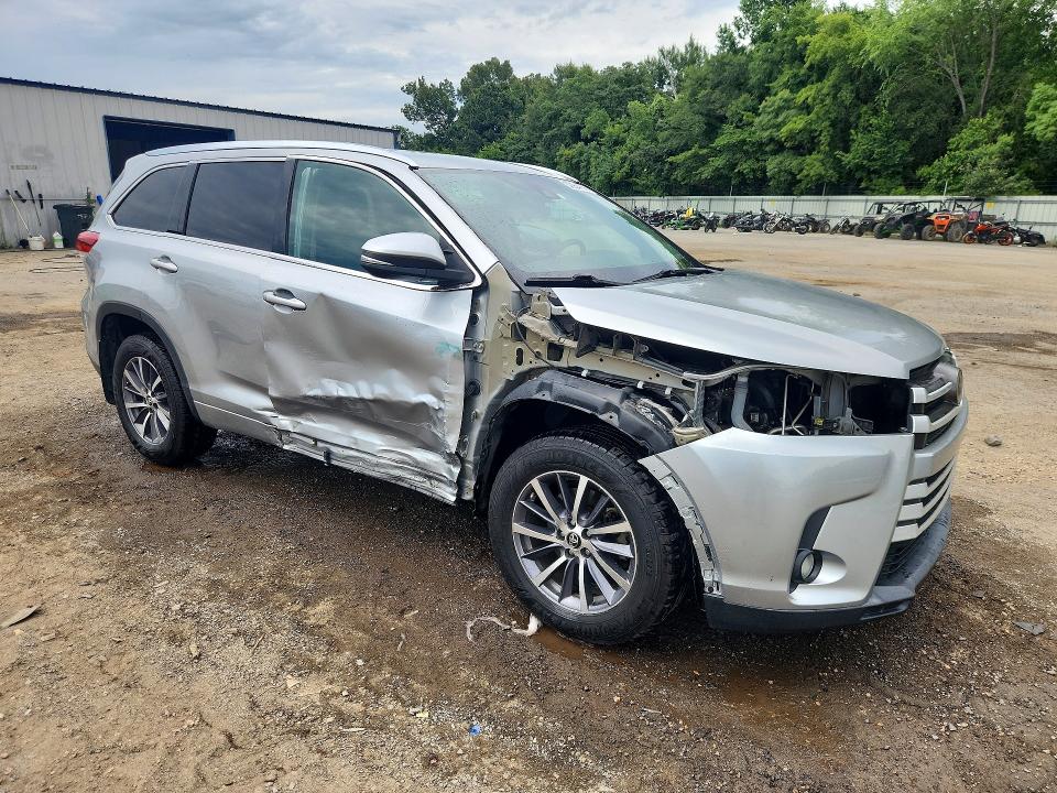 Aukcja sprzedaży 2017 Toyota Highlander, vin: 5TDKZRFH0HS514228, numer aukcji: 57064156