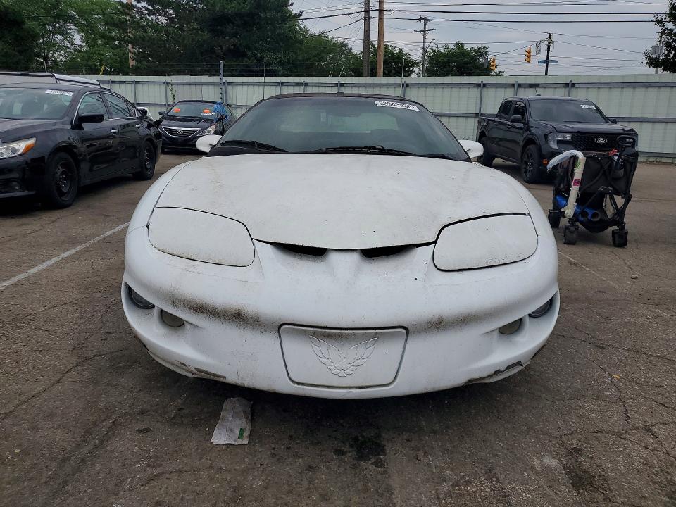 2001 Pontiac Firebird მანქანა იყიდება აუქციონზე, vin: 2G2FS22K412100959, აუქციონის ნომერი: 58943936