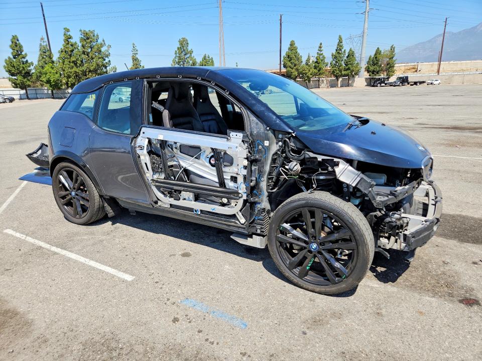 57302766 :رقم المزاد ، WBY7Z8C51JVB86700 vin ، 2018 Bmw I3 مزاد بيع