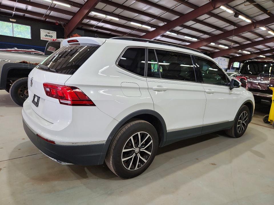 Продажа на аукционе авто 2021 Volkswagen Tiguan, vin: 3VV3B7AX6MM066102, номер лота: 56393156