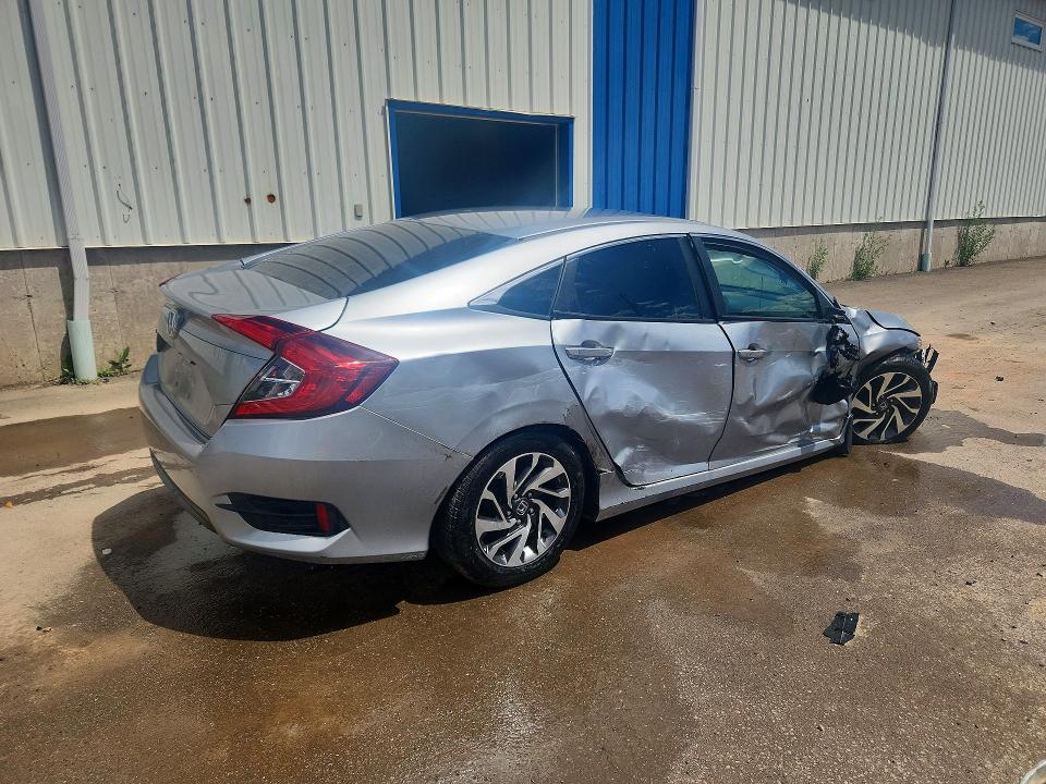 57873476 :رقم المزاد ، 2HGFC2F8XJH039364 vin ، 2018 Honda Civic مزاد بيع