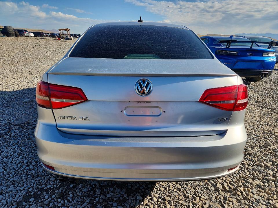Продажа на аукционе авто 2015 Volkswagen Jetta, vin: 3VWLA7AJ8FM205580, номер лота: 55277316