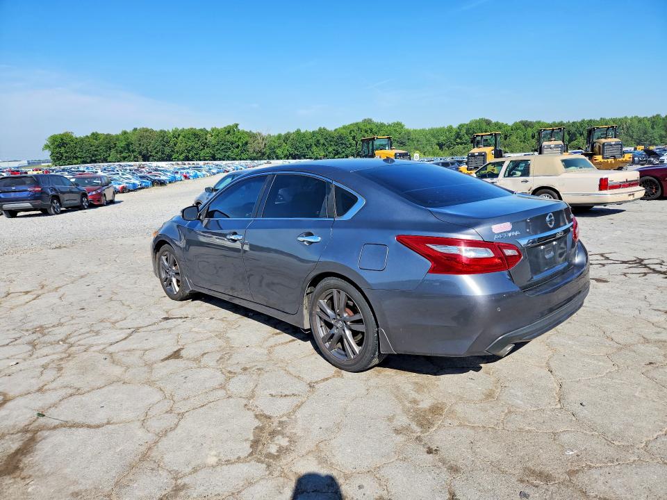 Продажа на аукционе авто 2018 Nissan Altima, vin: 1N4BL3AP2JC152168, номер лота: 55620376