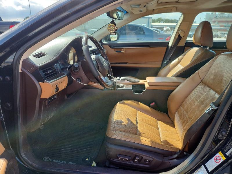 57027406 :رقم المزاد ، 58ABK1GG1GU010457 vin ، 2016 Lexus Es مزاد بيع