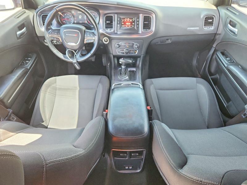 56121046 :رقم المزاد ، 2C3CDXBG7FH721526 vin ، 2015 Dodge Charger مزاد بيع