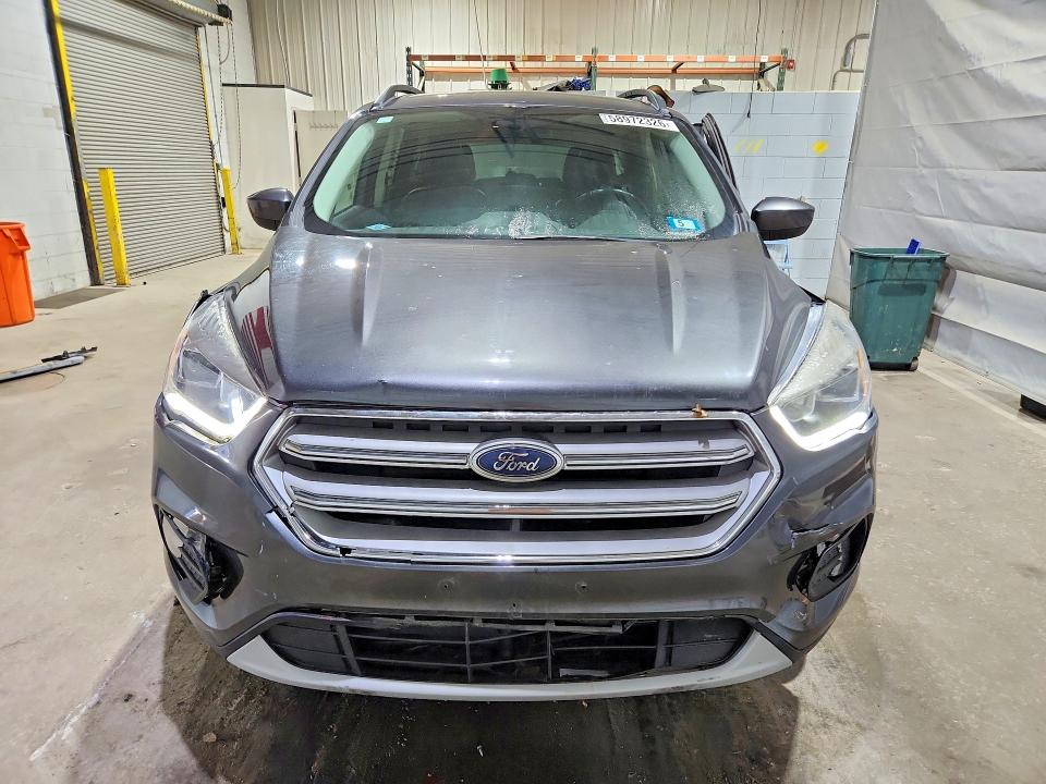 58972326 :رقم المزاد ، 1FMCU9HD0JUC92784 vin ، 2018 Ford Escape مزاد بيع