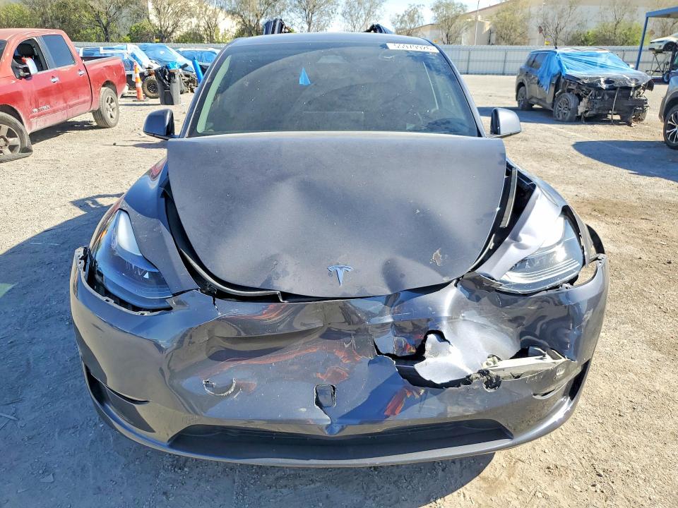 55979926 :رقم المزاد ، 7SAYGDEE1PF922754 vin ، 2023 Tesla Model Y مزاد بيع